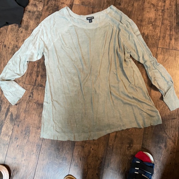 torrid Sweaters - Torrid Gray/Green Lightweight Sweater Size 2